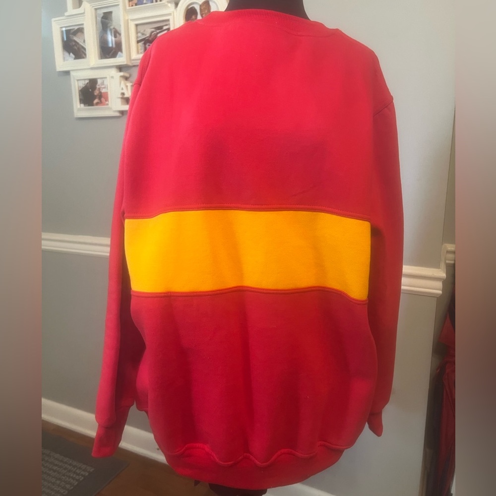Men Molani Sweatshirt - Picture 2 of 4